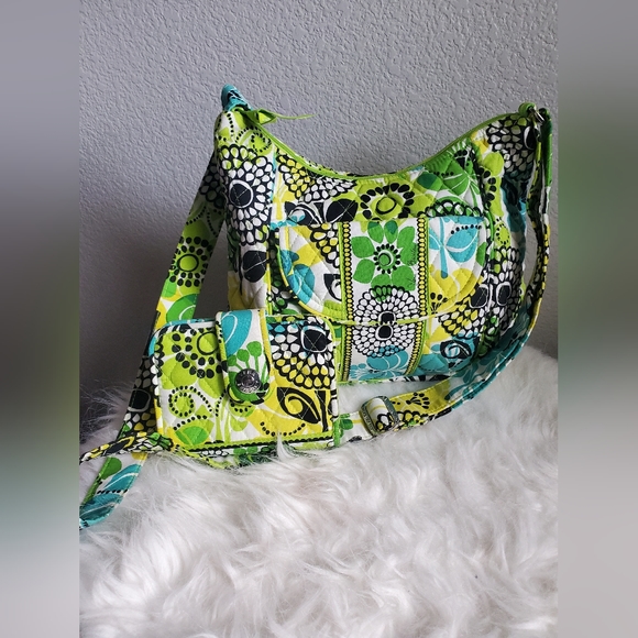 Vera Bradley Crossbody Saddle Bag
Limes Up Green/Yellow w/matching Wallet 💚 - Picture 2 of 12